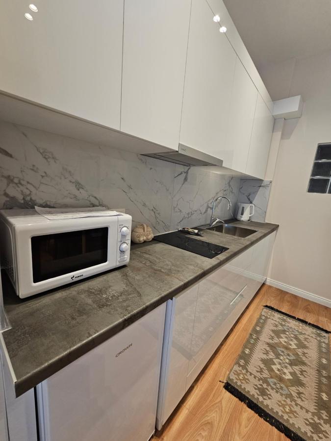 Alba Studio Apartment Tiranë Ngoại thất bức ảnh